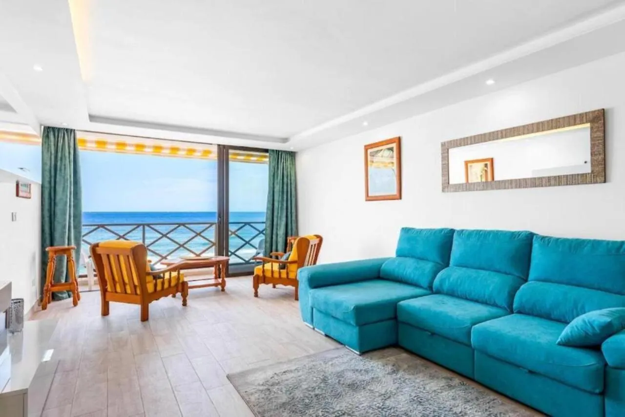 Neptuno Ocean Front Suite Puerto de Santiago