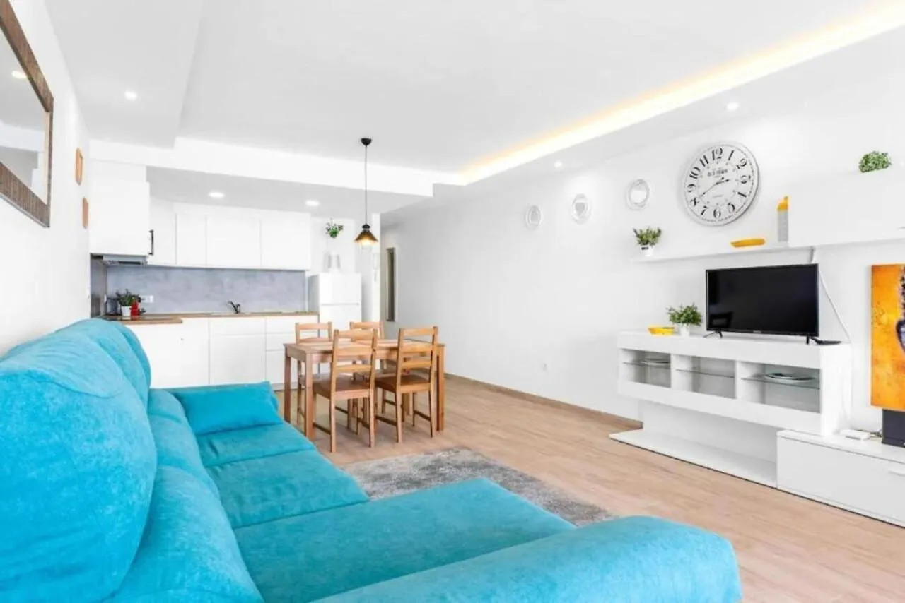 Neptuno Ocean Front Suite Puerto de Santiago