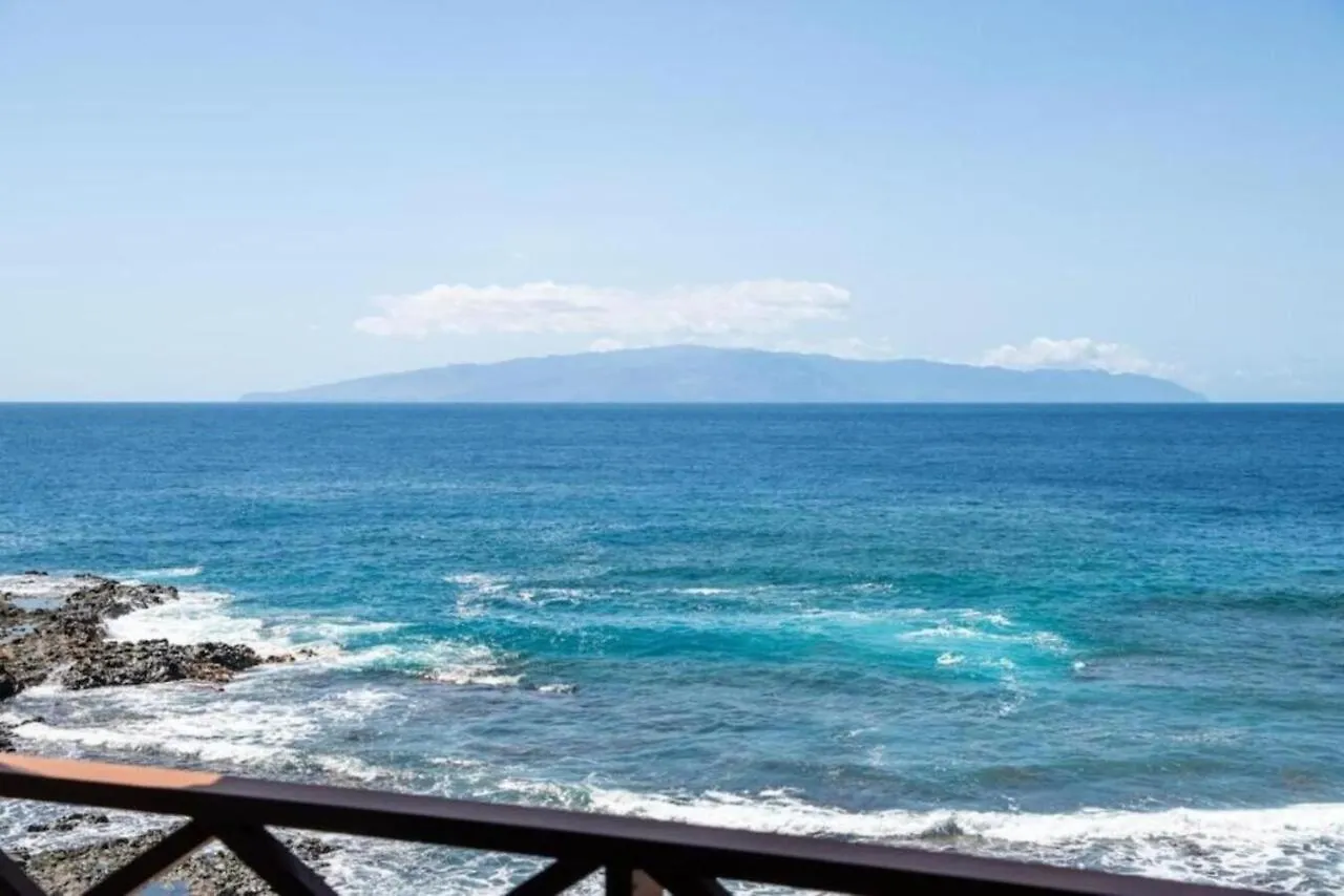Apartment Neptuno Ocean Front Suite Puerto de Santiago